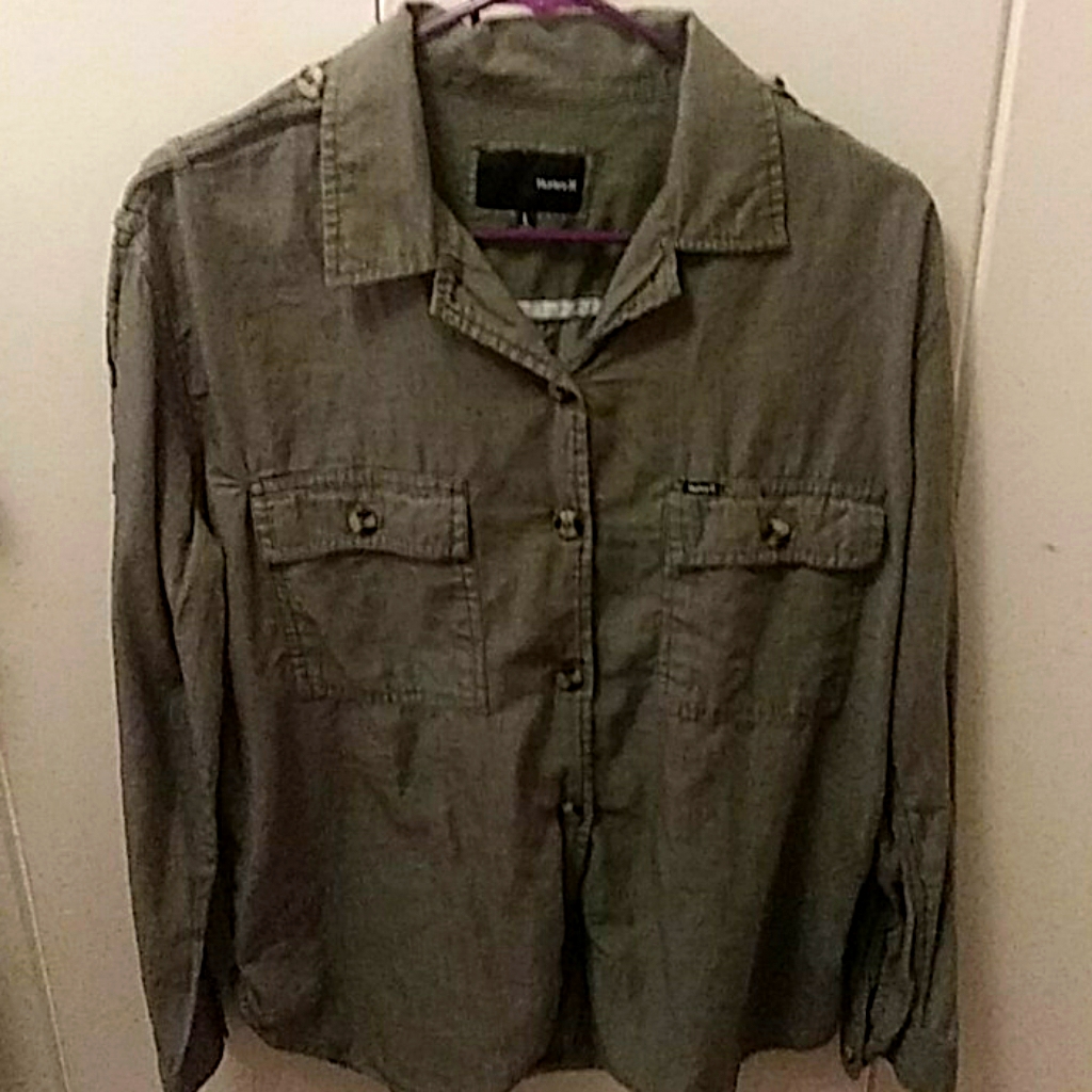 Hurley Large Long Sleeved Button Down Shirt